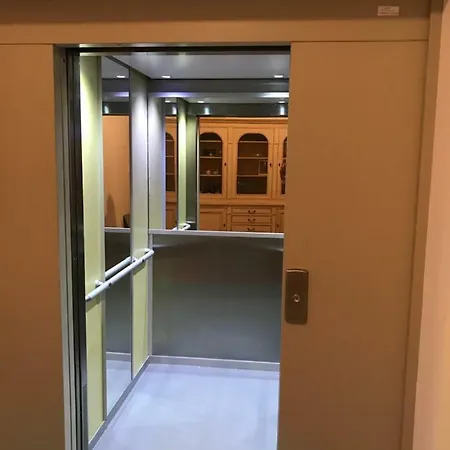 לינה וארוחת בוקר Du Couvent *
